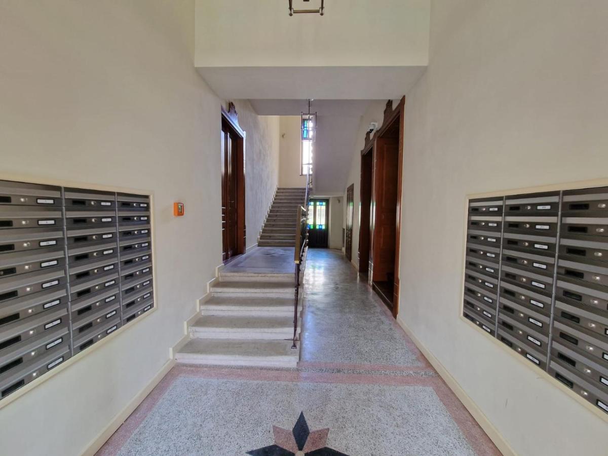 Apartamenty Sebastiana คราคูฟ ภายนอก รูปภาพ
