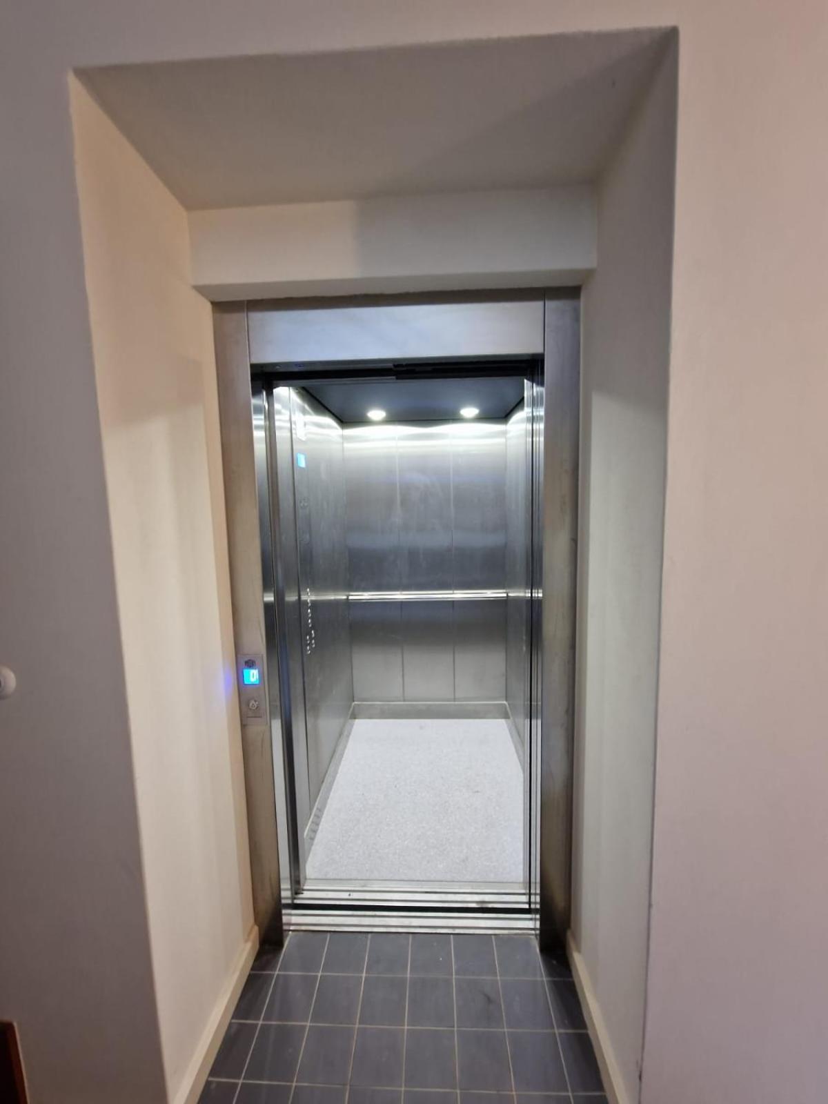 Apartamenty Sebastiana คราคูฟ ภายนอก รูปภาพ
